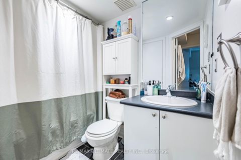 Photo 36 at 11 Niagara Street, Waterfront Communities C1, Toronto