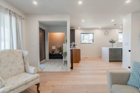 Photo 12 at 21 Mayberry Road, Jane Heights, Toronto