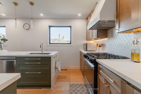 Photo 17 at 21 Mayberry Road, Jane Heights, Toronto