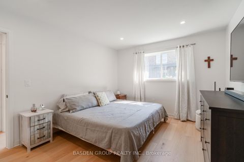 Photo 29 at 21 Mayberry Road, Jane Heights, Toronto