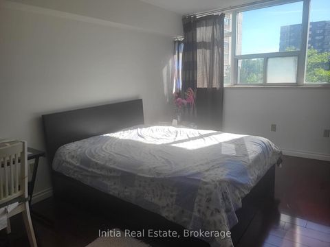 Photo 9 at 406 - 25 Silver Springs Boulevard, L'Amoreaux, Toronto