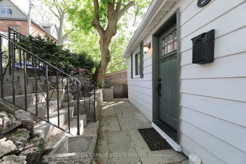 Photo 1 at 27 Sycamore Place, The Beaches, Toronto