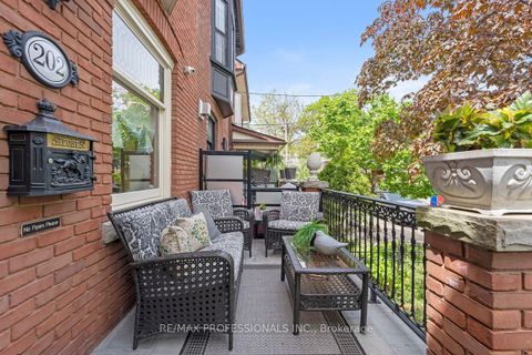 Photo 4 at 202 St Helen's Avenue, Dufferin Grove, Toronto