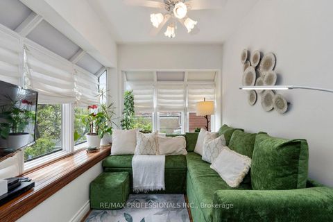 Photo 23 at 202 St Helen's Avenue, Dufferin Grove, Toronto