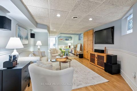 Photo 32 at 202 St Helen's Avenue, Dufferin Grove, Toronto