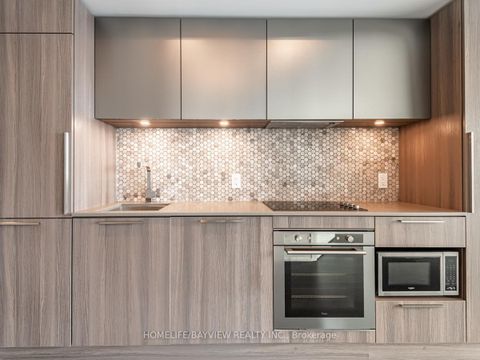 Photo 2 at 3015 - 85 Wood Street, Yonge Corridor, Toronto