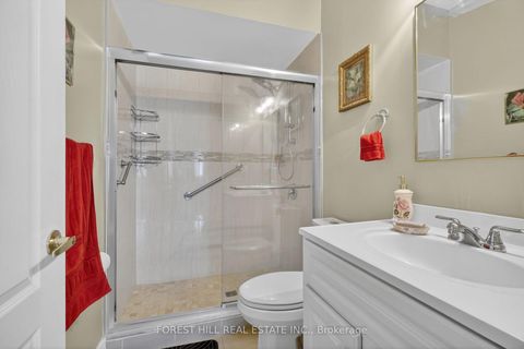 Photo 13 at 17 Amalfi Court, West Woodbridge, Vaughan
