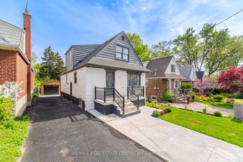 Photo 2 at 109 Glencrest Boulevard, Parkview, Toronto