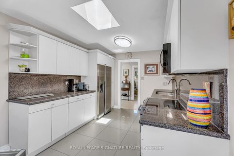 Photo 13 at 14 Squirewood Road, Pleasant View, Toronto
