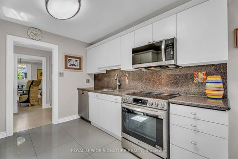 Photo 15 at 14 Squirewood Road, Pleasant View, Toronto