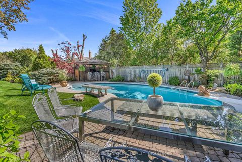 Photo 37 at 14 Squirewood Road, Pleasant View, Toronto