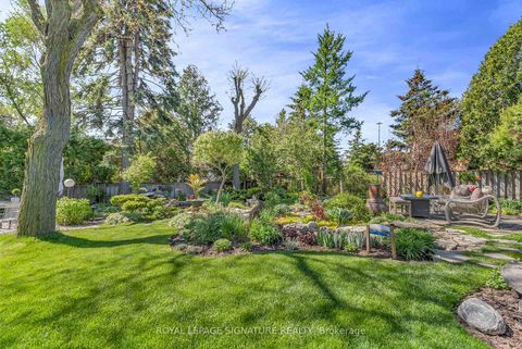 Photo 41 at 14 Squirewood Road, Pleasant View, Toronto