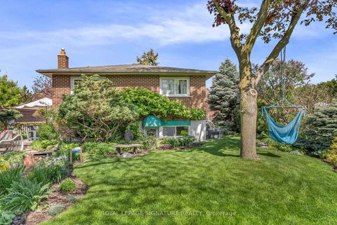 Photo 43 at 14 Squirewood Road, Pleasant View, Toronto