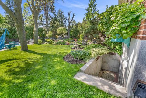 Photo 44 at 14 Squirewood Road, Pleasant View, Toronto