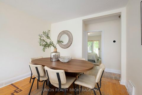Photo 6 at 31 Thora Avenue, Oakridge, Toronto