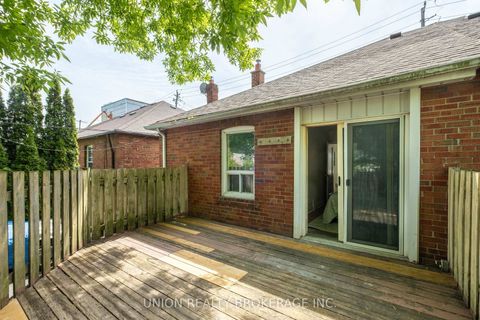 Photo 14 at 31 Thora Avenue, Oakridge, Toronto