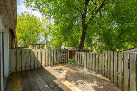 Photo 16 at 31 Thora Avenue, Oakridge, Toronto
