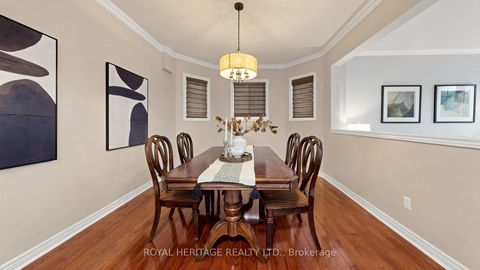 Photo 6 at 3 Kinross Avenue, Brooklin, Whitby