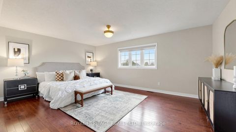 Photo 19 at 3 Kinross Avenue, Brooklin, Whitby