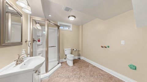 Photo 36 at 3 Kinross Avenue, Brooklin, Whitby