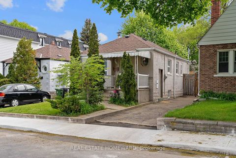 Photo 3 at 59 Manderley Drive, Cliffside, Toronto