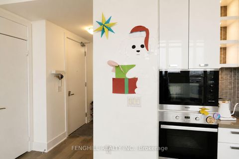 Photo 4 at 1108 - 32 Davenport Road, Annex, Toronto