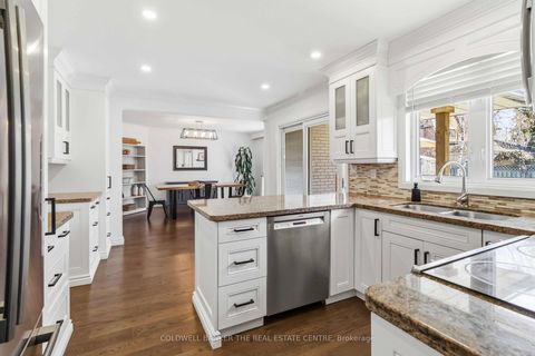 Photo 12 at 42 Neilor Crescent, Markland Wood, Toronto