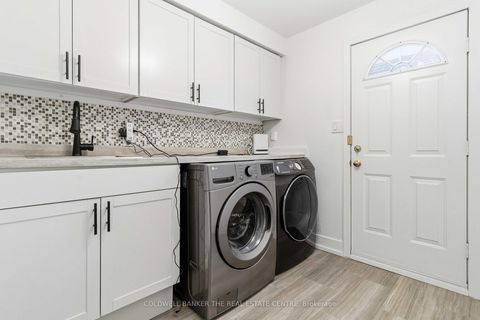Photo 19 at 42 Neilor Crescent, Markland Wood, Toronto