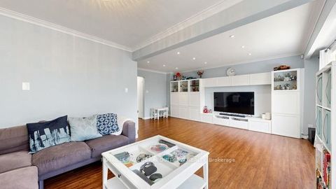 Photo 4 at 115 Micmac Crescent, Pleasant View, Toronto