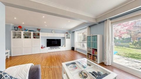 Photo 5 at 115 Micmac Crescent, Pleasant View, Toronto