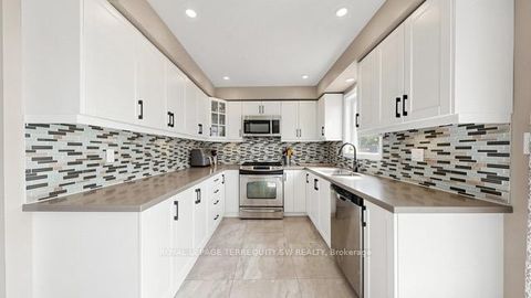 Photo 8 at 115 Micmac Crescent, Pleasant View, Toronto