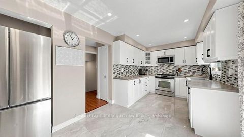 Photo 9 at 115 Micmac Crescent, Pleasant View, Toronto