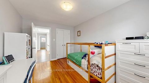 Photo 30 at 115 Micmac Crescent, Pleasant View, Toronto