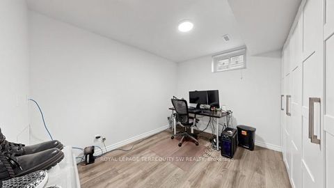 Photo 34 at 115 Micmac Crescent, Pleasant View, Toronto