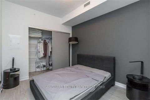 Photo 14 at 513 - 199 Richmond Street W, Waterfront Communities C1, Toronto