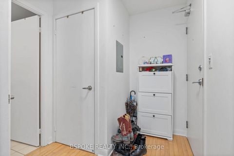 Photo 6 at 2904 - 600 Fleet Street, Niagara, Toronto