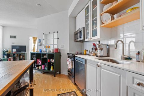 Photo 15 at 2904 - 600 Fleet Street, Niagara, Toronto