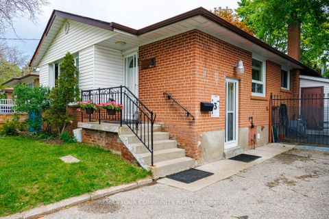 Photo 1 at 3 Shoreview Drive, West Hill, Toronto