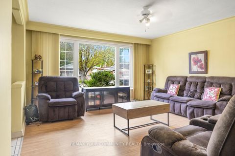 Photo 4 at 3 Shoreview Drive, West Hill, Toronto