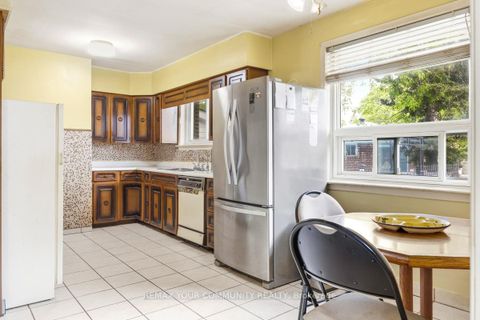 Photo 6 at 3 Shoreview Drive, West Hill, Toronto