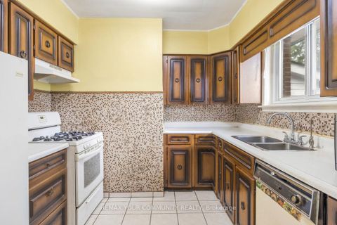 Photo 7 at 3 Shoreview Drive, West Hill, Toronto