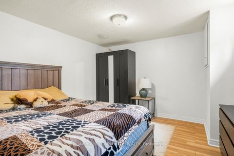 Photo 23 at 3 Shoreview Drive, West Hill, Toronto