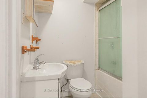 Photo 27 at 3 Shoreview Drive, West Hill, Toronto