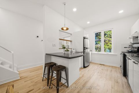 Photo 14 at 304 Riverdale Avenue, Jones, Toronto