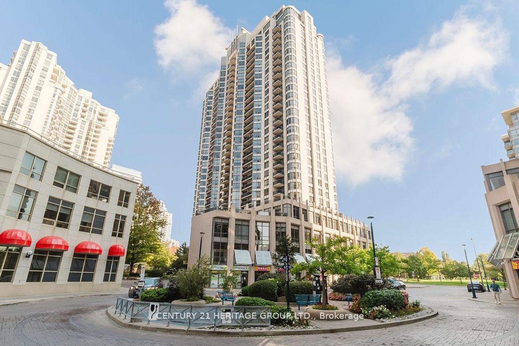 2009 - 10 Northtown Way, Willowdale East, Toronto 