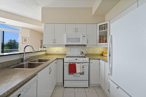Photo 3 at 514 - 4200 Bathurst Street, Clanton Park, Toronto