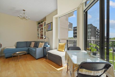 Photo 7 at 514 - 4200 Bathurst Street, Clanton Park, Toronto