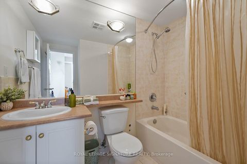 Photo 12 at 514 - 4200 Bathurst Street, Clanton Park, Toronto