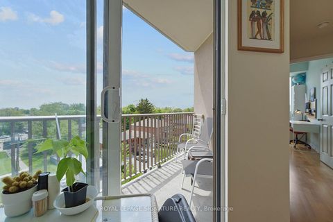 Photo 20 at 514 - 4200 Bathurst Street, Clanton Park, Toronto