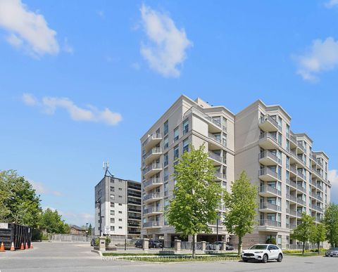 Photo 25 at 514 - 4200 Bathurst Street, Clanton Park, Toronto